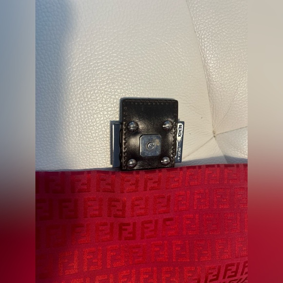 FENDI bag like NEW - Picture 7 of 9